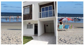 Casa para até 12 pessoas, 3 quartos, Churrasqueira, a 300 metros da praia